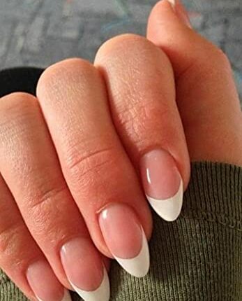KLOSS BEAUTY KRIS Jenner press on nails Artificial Nails, Reusable Fake Nails, Set of 22 false nails Universally sized nail extensions for women Press- On nails, Longlasting fake nails with Glue (Glossy) Easy to use