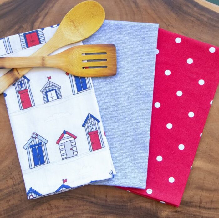 Oak & Lily Kitchen Towels | Red & White Polka, Red & Blue House and Light Blue Prints |Washable Large Size Kitchen Napkins (40x60cm)| 100% Cotton | for Kitchen Cleaning, Drying, Wiping