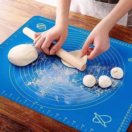 Silicone Baking Mat Roti mat Silicone Chapati Atta Kneading Mat Non - Stick Fondant Rolling Mat Stretchable for Kitchen Roti Chapati Cake – Multicolor (Baking Mat 50 * 40 cm)