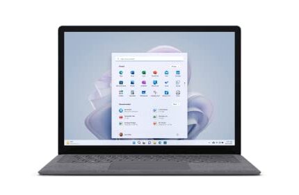 Microsoft New Surface Laptop5 13.5" Intel evo 12 Gen i5 / 8GB / 256GB Platinum with Windows 11 Home, 365 Family 30-Day Trial & Xbox Game Pass Ultimate 30-Day Trial
